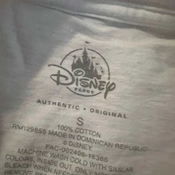 Brand new never worn Walt Disney T-shirt - Picture 2 of 2